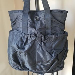 Lululemon Flow and Go Tote